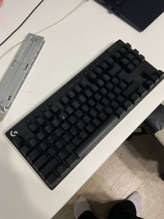 Клавиатура Logitech PRO x TKL