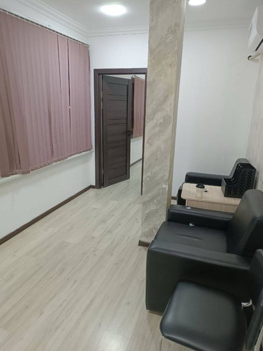 Аренда под офис Метро Хамид Алимжан, Дархан 45м2 750$