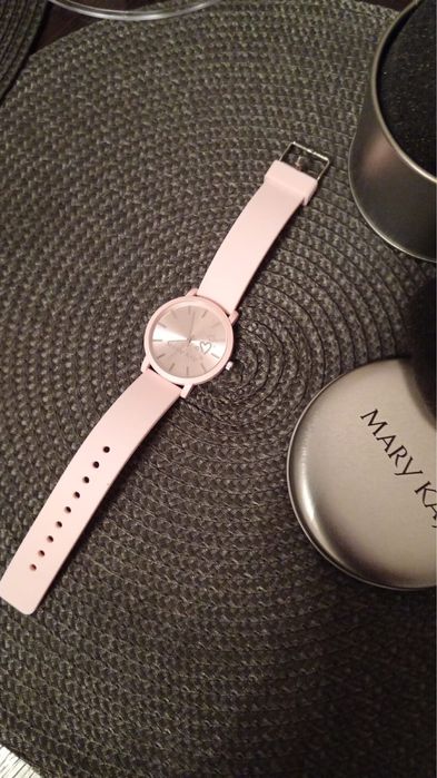 Часы механические, оригинал Mary Kay