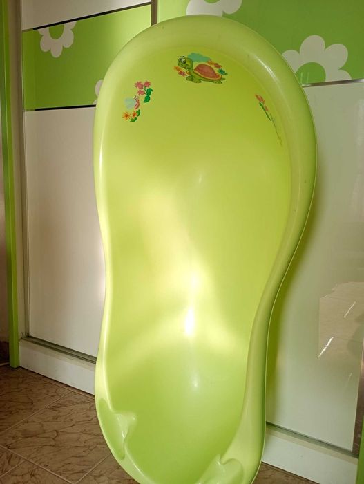 Бебешка вана в резеда, 100 см - 10 лв.