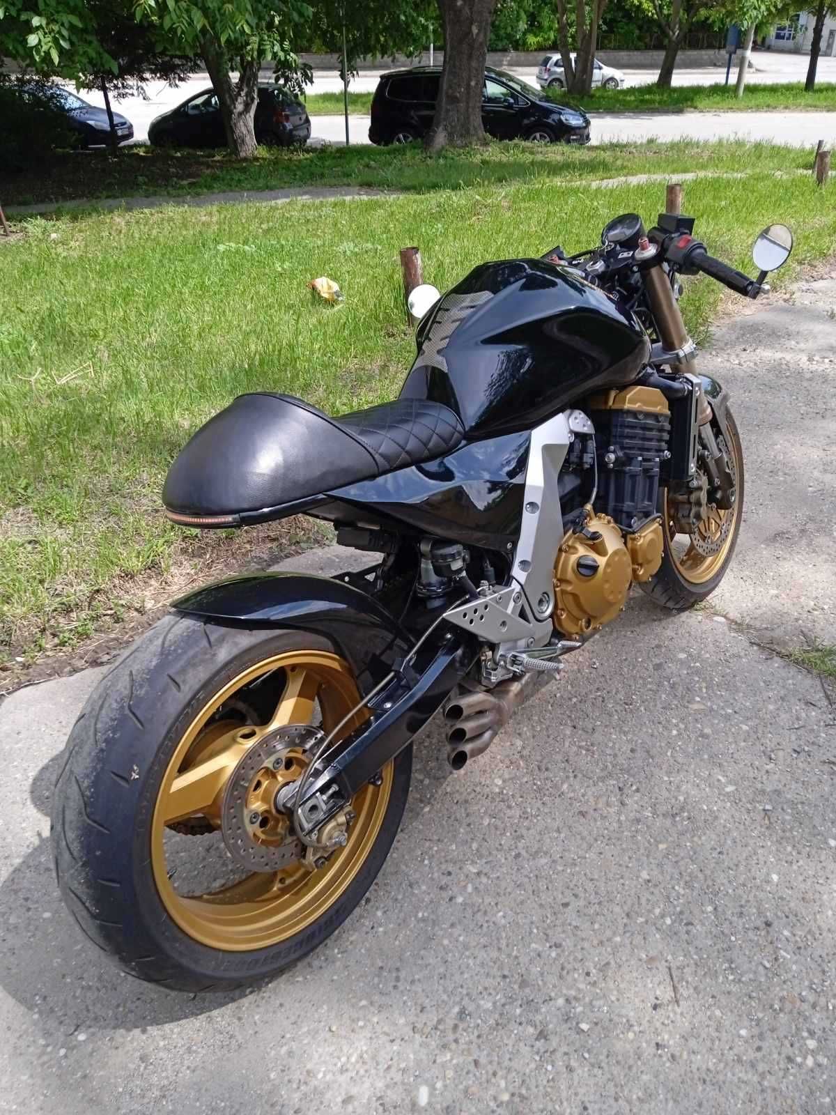 Kawasaki ZR 750 J