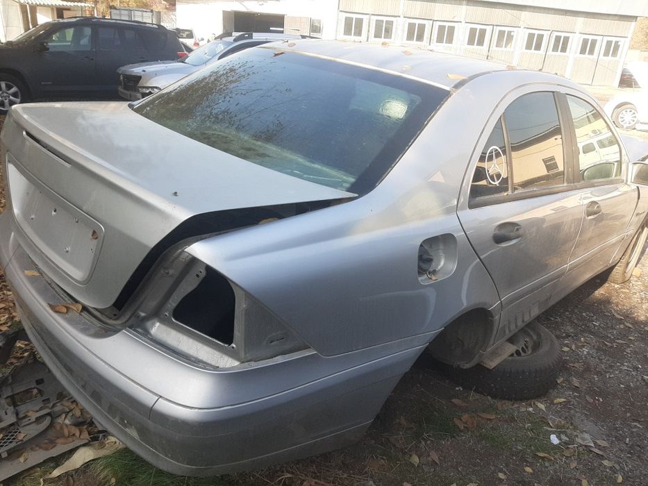 Разбор целиком  матор 1.8