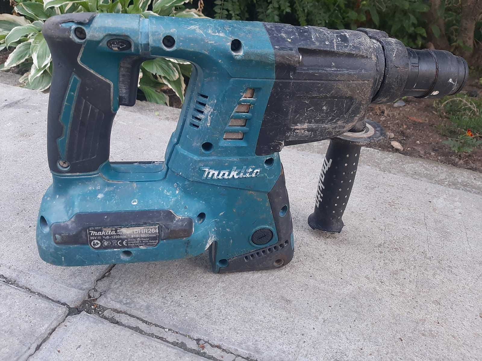 Акумулаторен перфоратор Makita  DHR264
