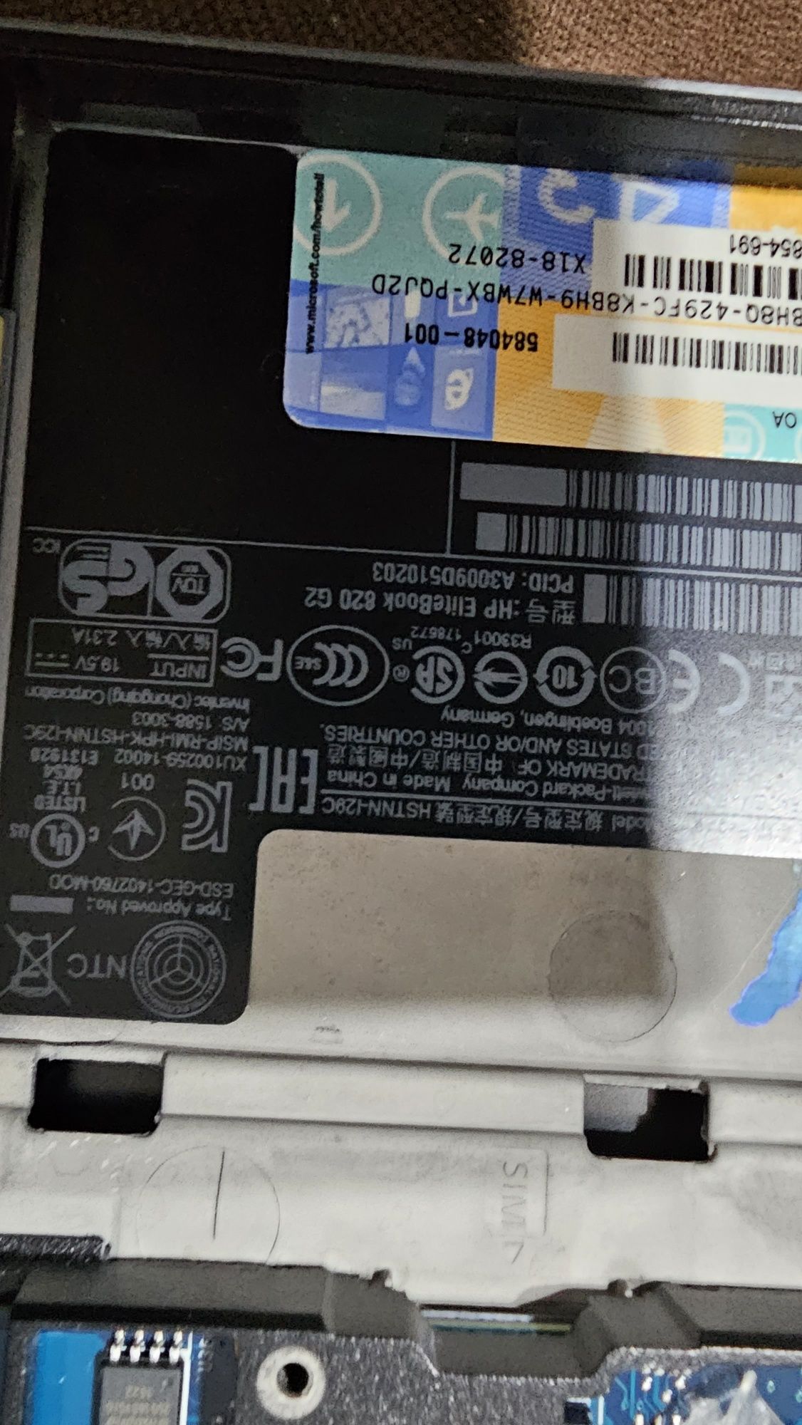 Dezmembrez laptop HP EliteBook 820 G2