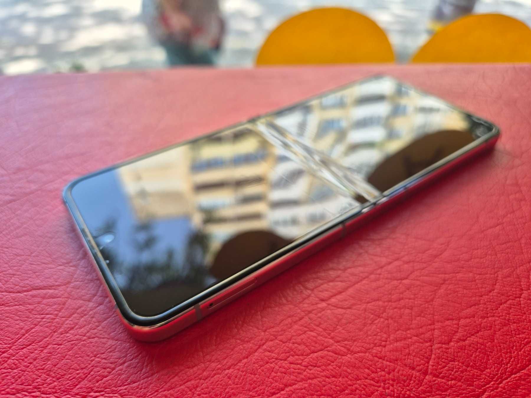 Samsung Galaxy Z Flip 5