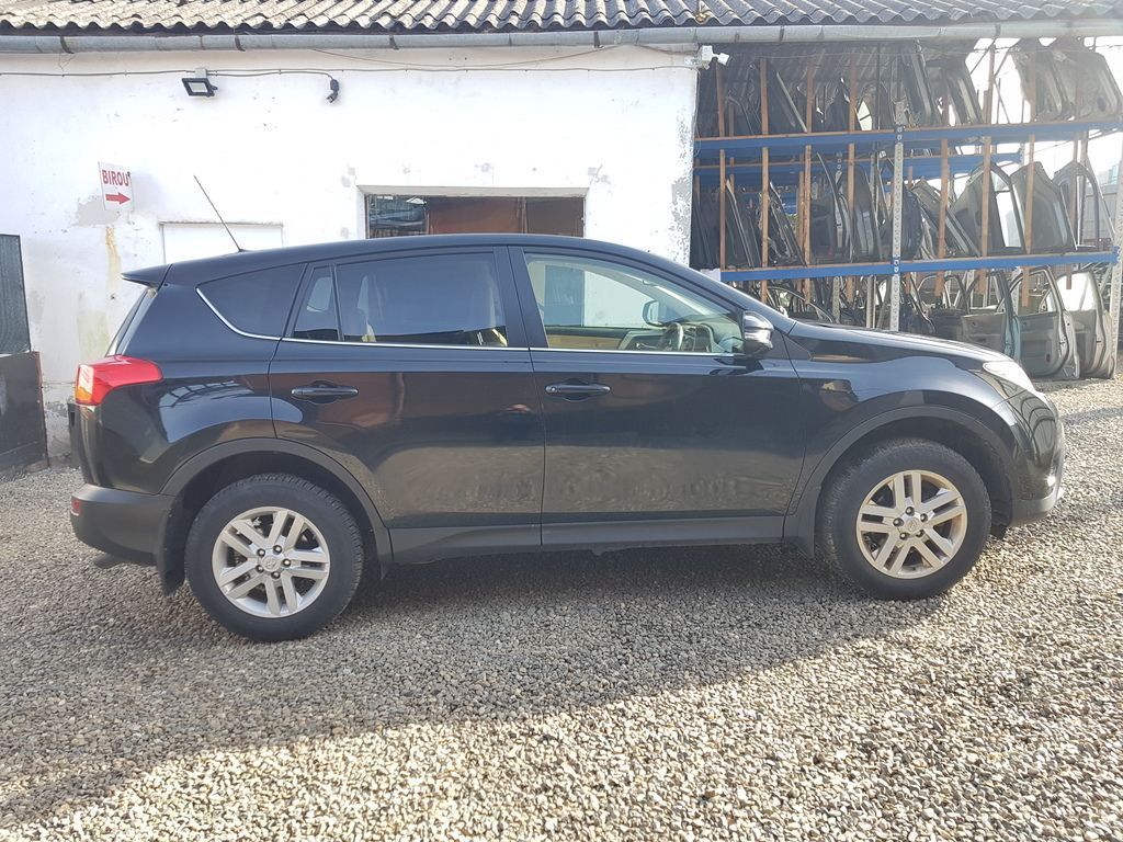 Dezmembrez Toyota Rav 4 IV 2.2 Diesel 2012-2018