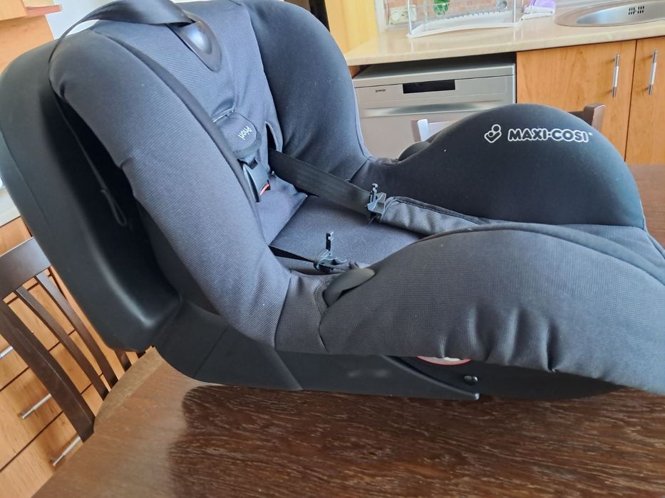 Детско стоолче за кола Maxi Cosi