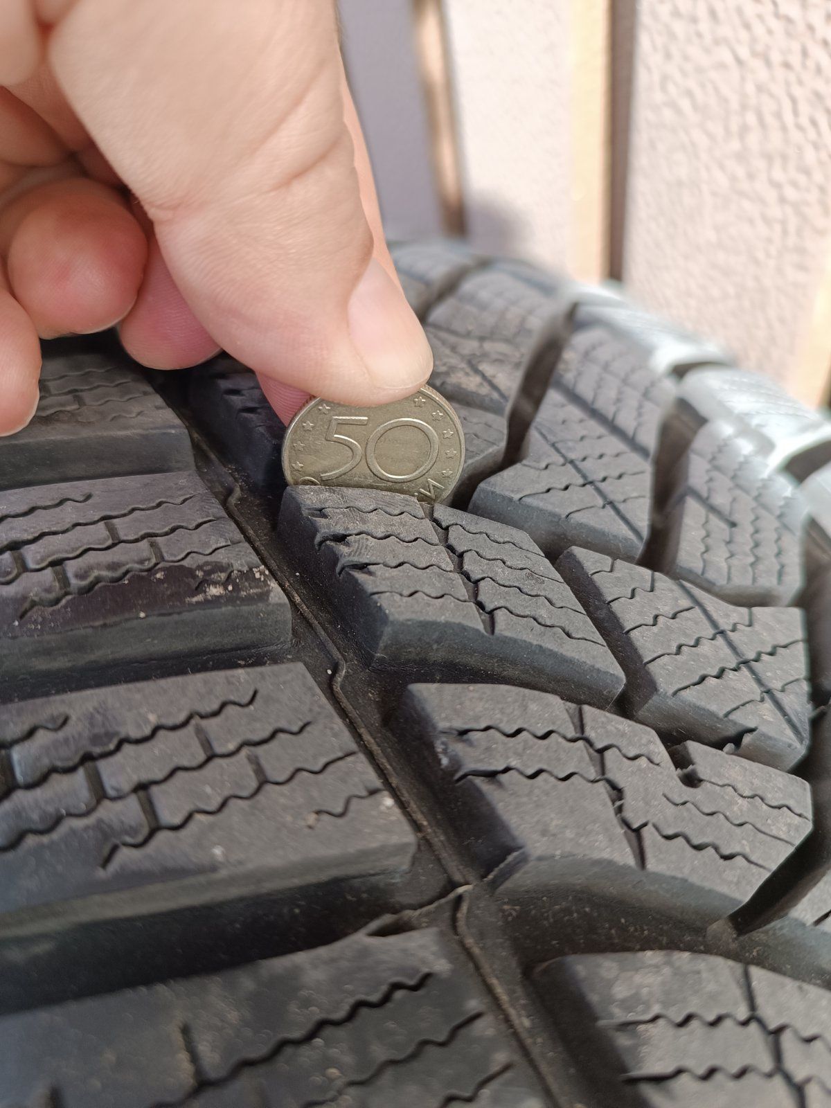 Зимни гуми с джанти за VW 215/65R16