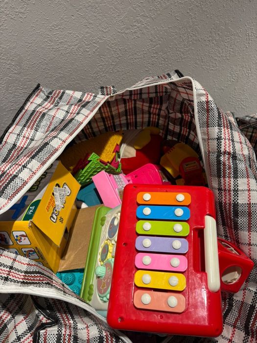 Продам огромную сумку игрушек