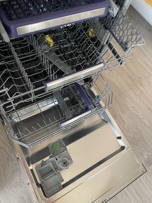 Vand masina de spalat vase Beko incorporabil