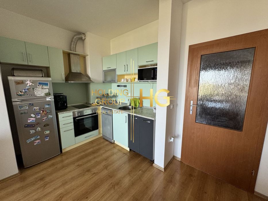 Дава се под наем Двустаен апартамент в Варна, м-т Траката - 78 кв.м за 450 € - Снимка #1