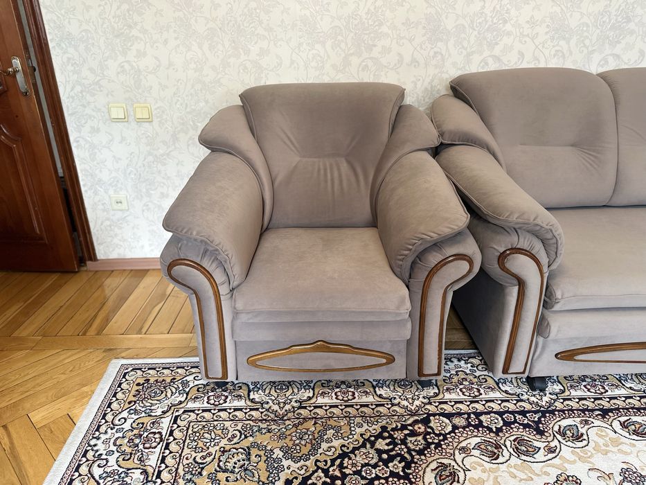 Продается комплект диванов. Раскладной