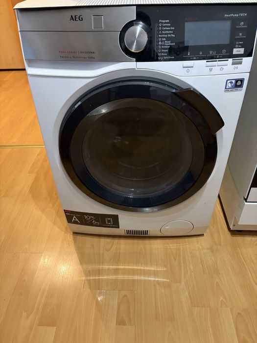 Пералня със сушилня AEG