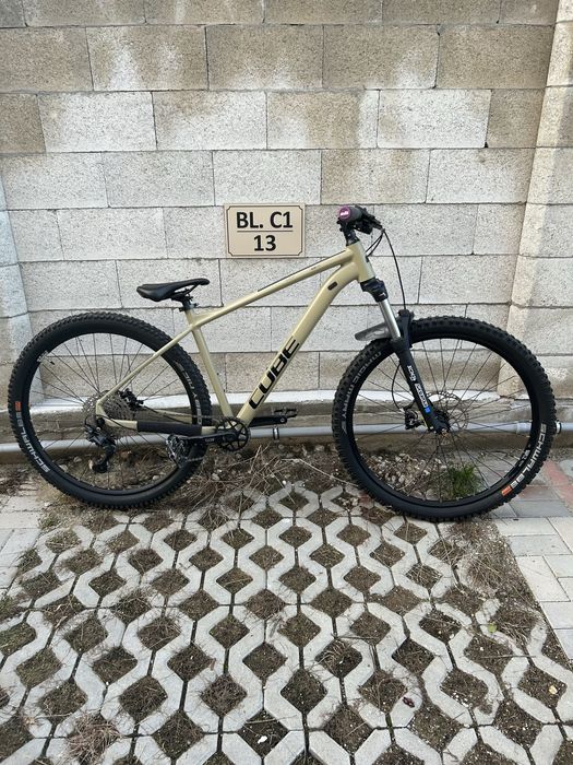 Bicicleta mtb Cube aim ex desert black 2022 hardtail 29”