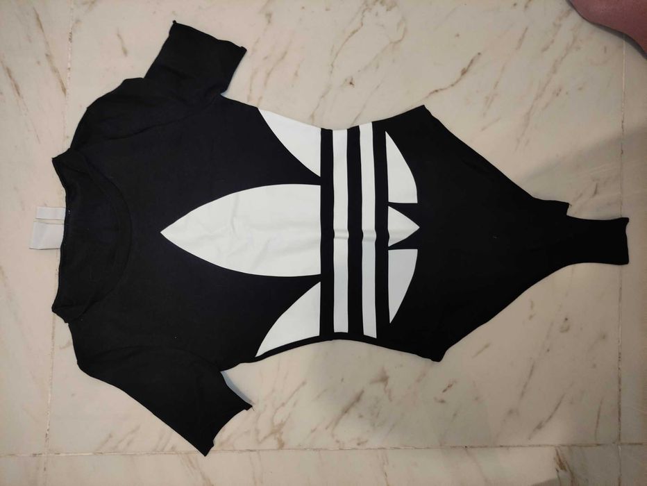 Body  marca adidas original