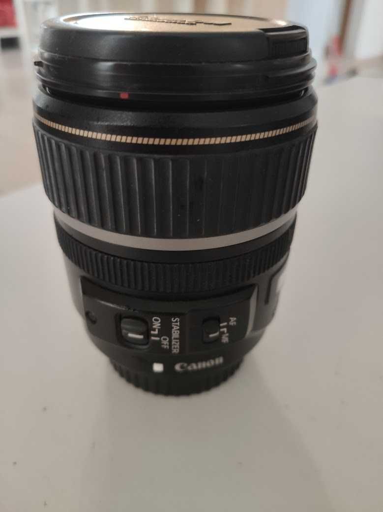 Обектив Canon EFS 17-85mm