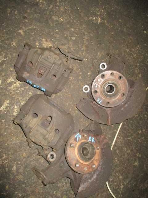 Fuzeta discuri etriere frana fata Vw Transporter T4 motor 2,4 diesel