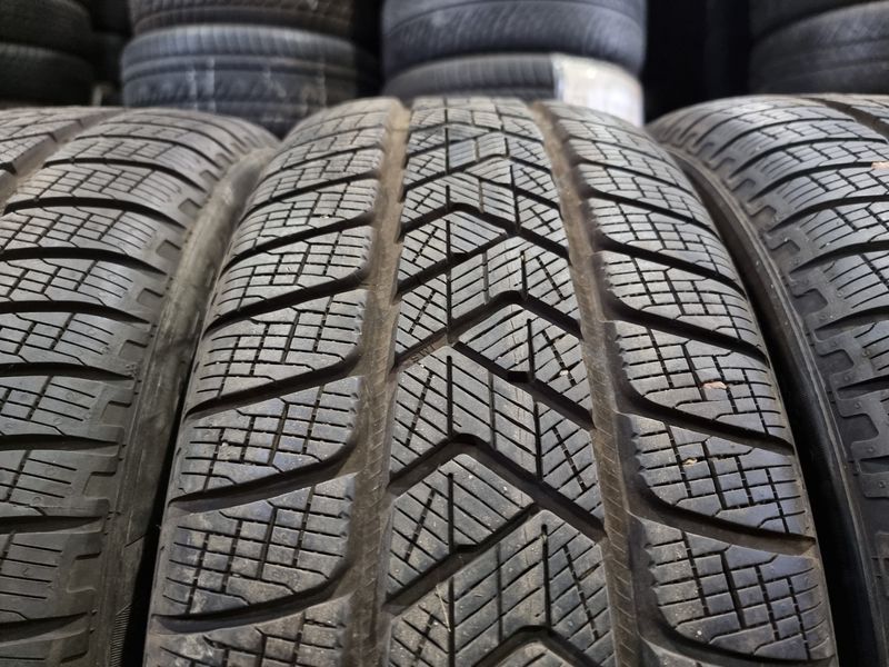 255/45/20//235/50/20 PIRELLI