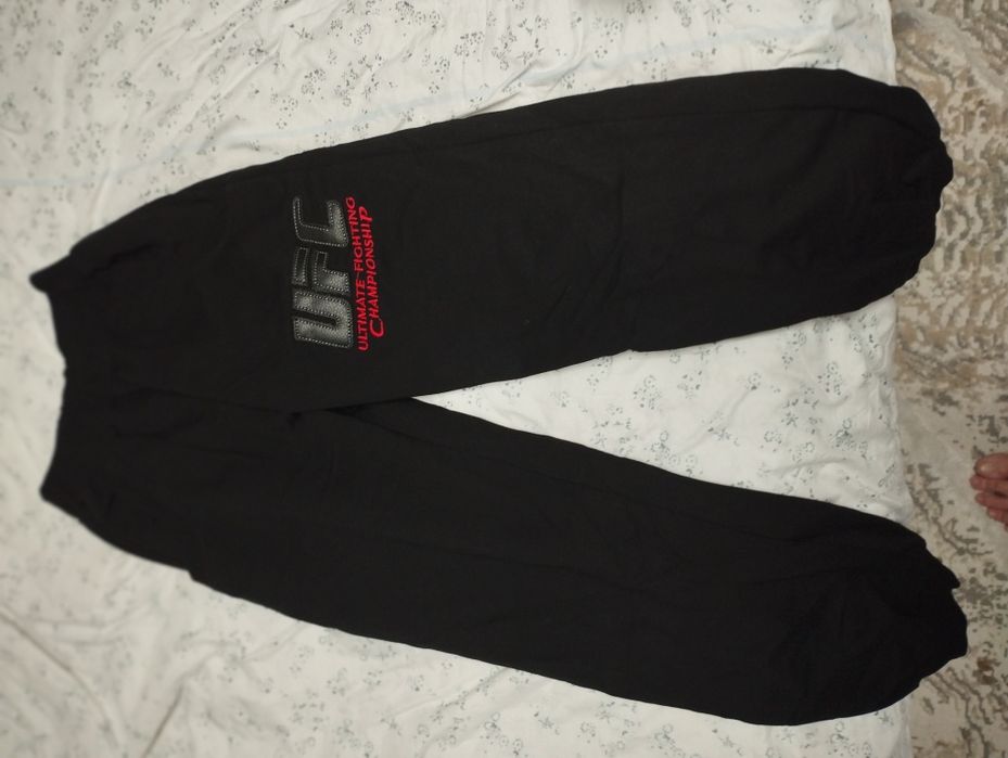 Продаются вещи на мальчика