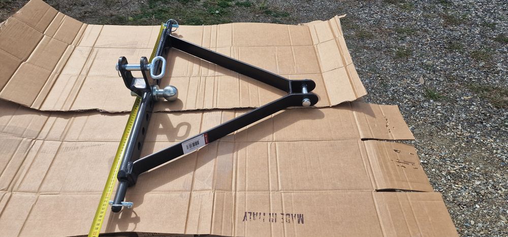 Bara remorca 3 puncte lungime 80 cm pret 650 lei se poate trimite prin
