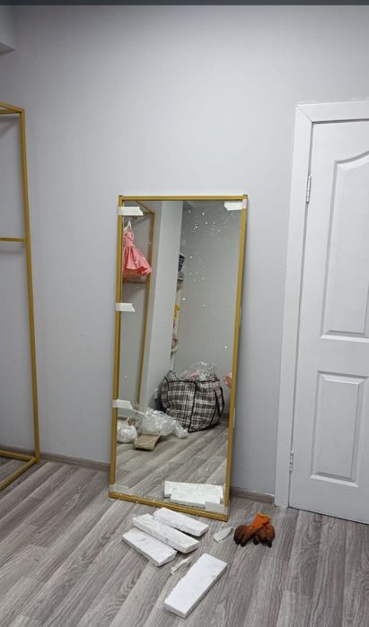 Зеркала, торговое оборудование