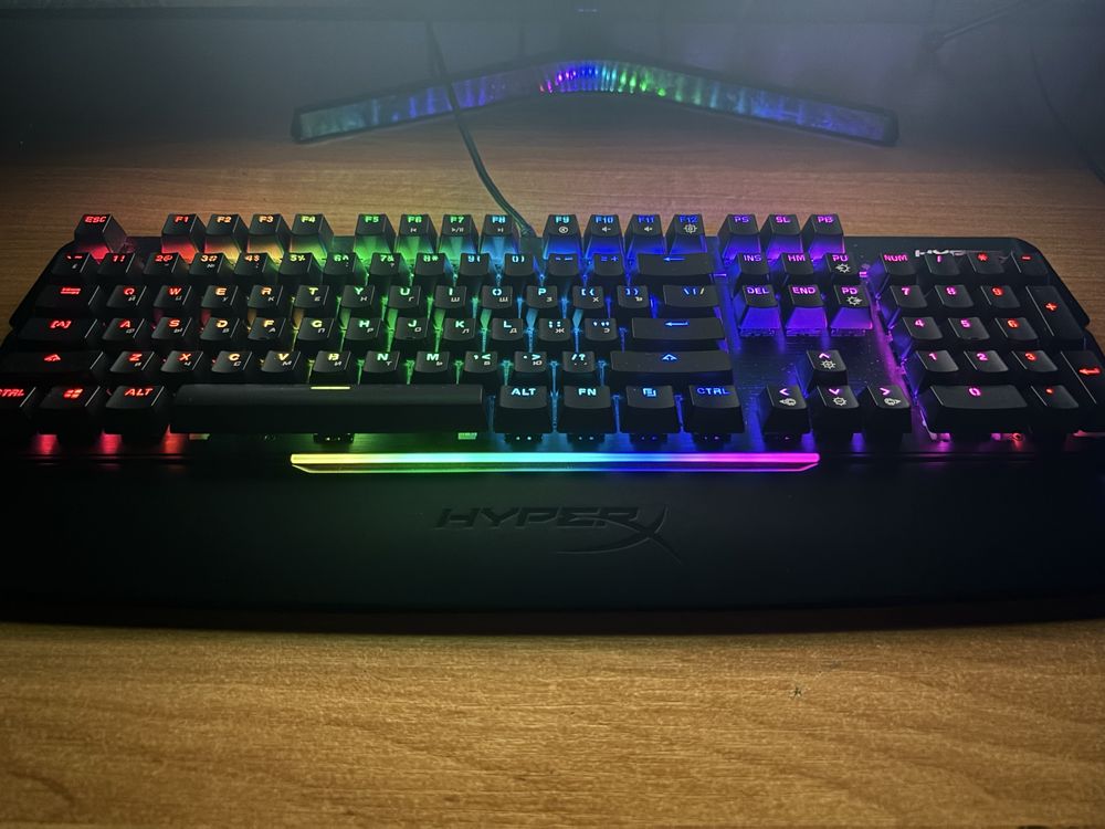 Игровая клавиатура HyperX