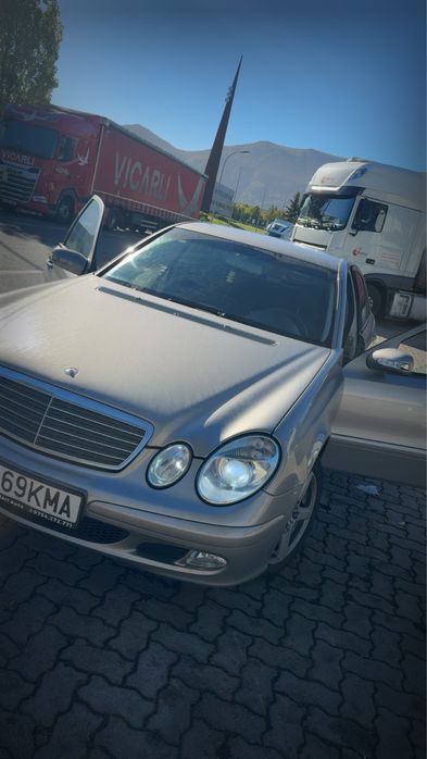 Se vinde mercedes w211