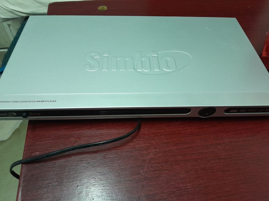Vând dvd simbio nou pret 50 lei
