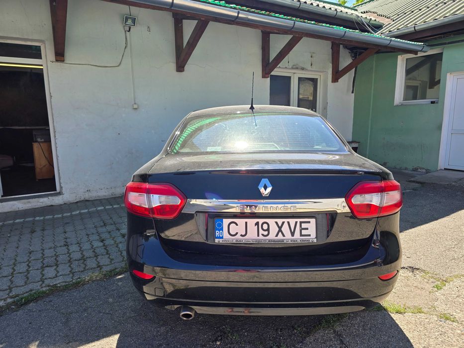 Se vinde un RENAULT FLUENCE 1.5dCi, 2015,în stare bună, 3000EUR, neg..