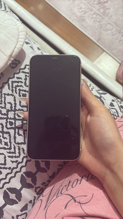 Iphone 11 sotiladi 74 yomkst