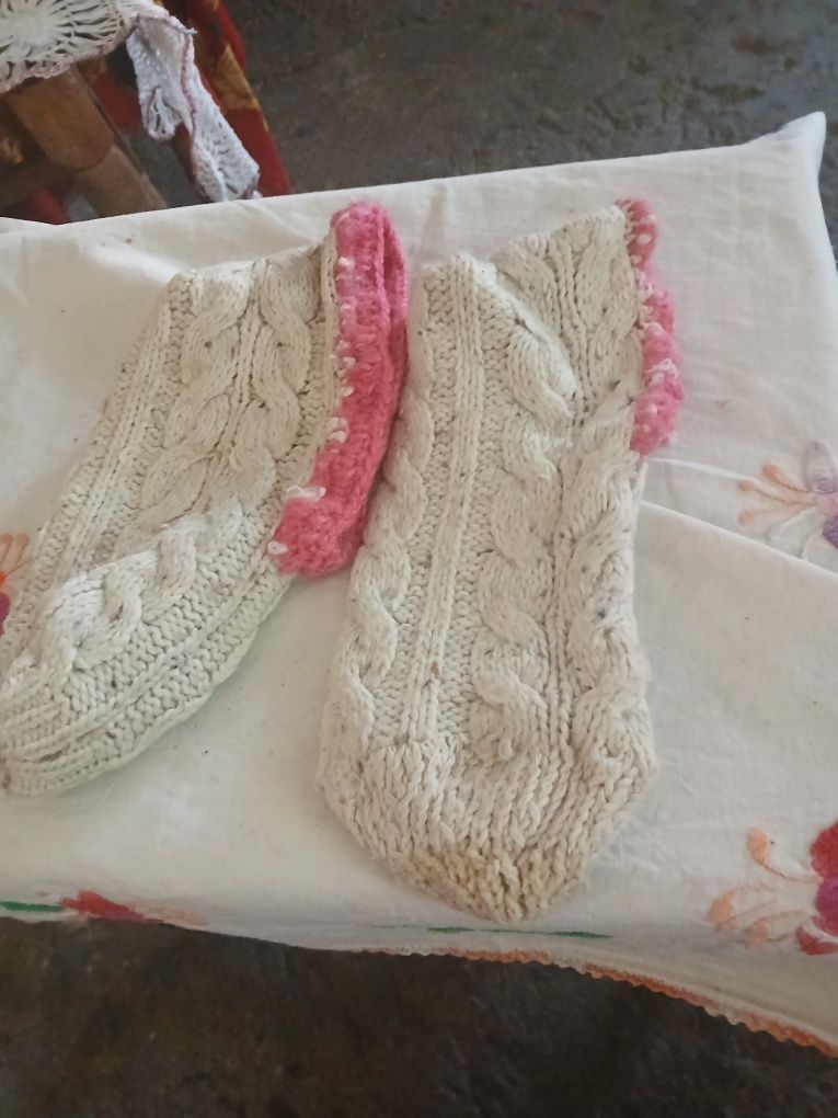 Vad papuci tricotati