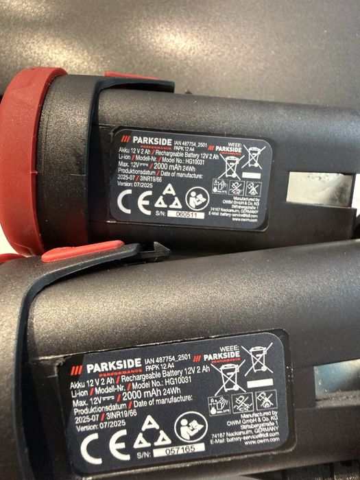 Set acumulatori si incarcator 12 v Parkside noi Livrare 6 ron