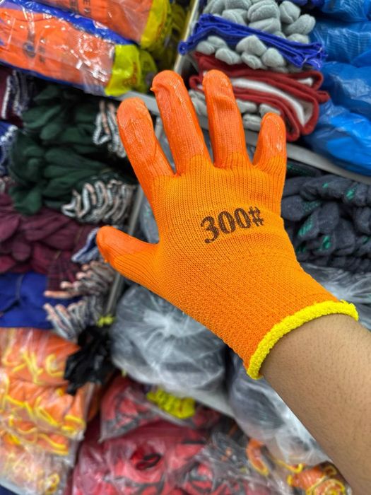 Перчатка строительные perchatka