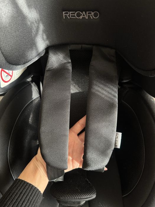 Столче за кола Recaro Salia, IsoFix, i-Size, 40-105 cm, Mat Black