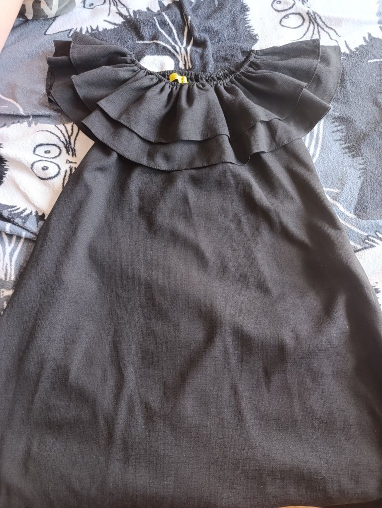 Продам 2 платья по 5 тыщ