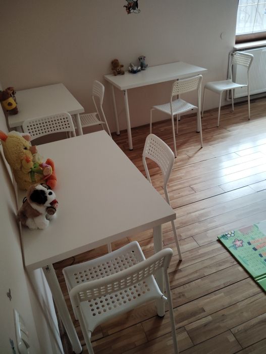 Se vand urmatoarele,de la un afterschool