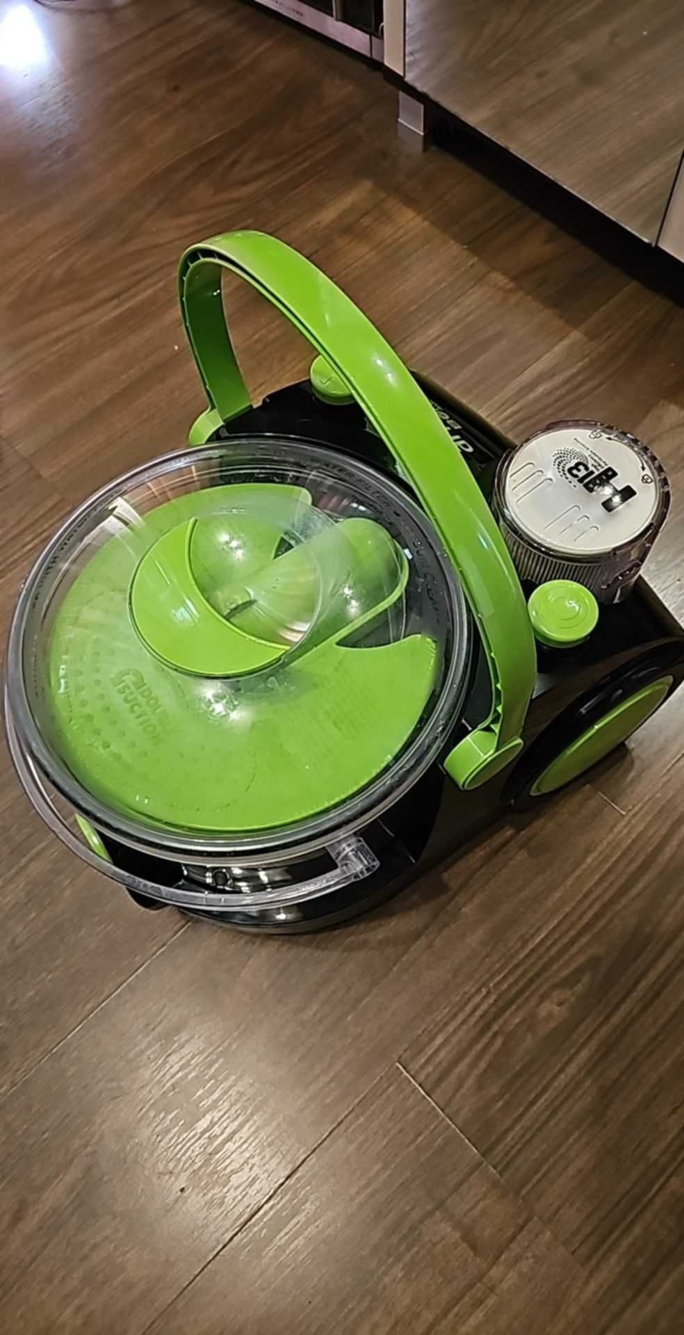 Прахосмукачка с воден филтър Arnica BORA 4000, 2400 W, HEPA филтър