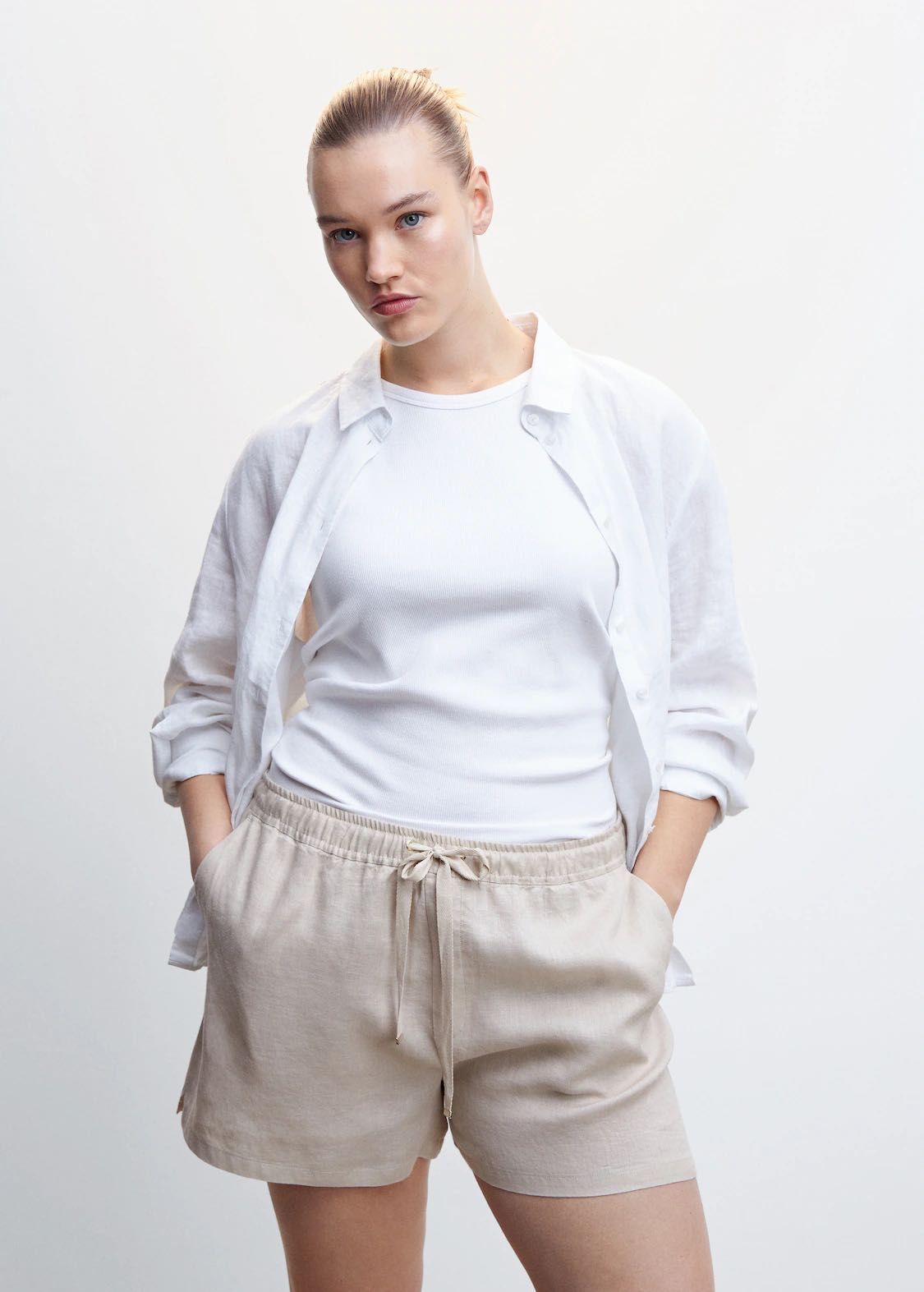 MANGO. 100% лён. Plus size. Шорты