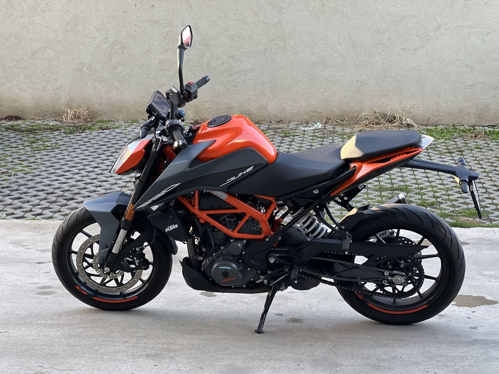 KTM Duke 390  23'