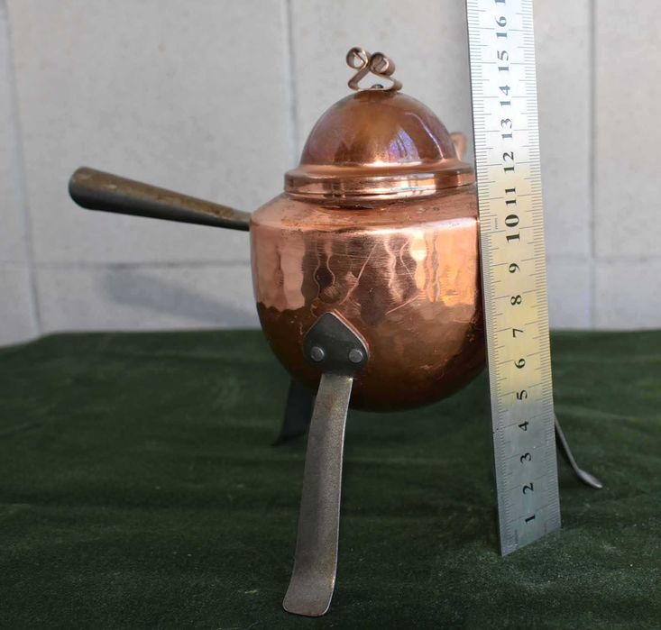 Чайник от кована мед