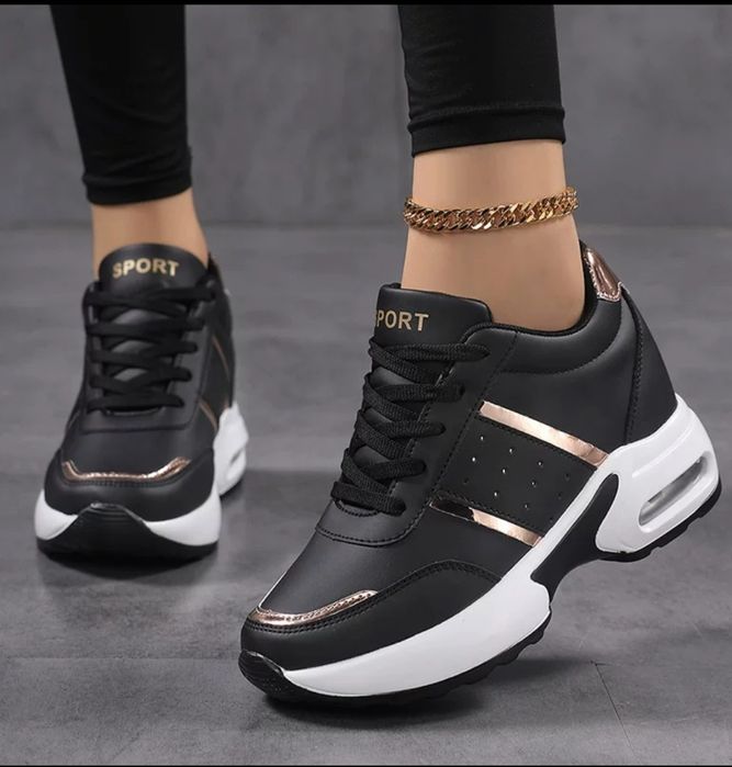 Кроссовки сатылады новый