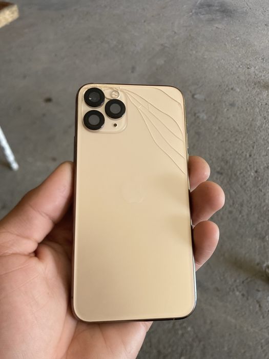Iphone 11 pro gold