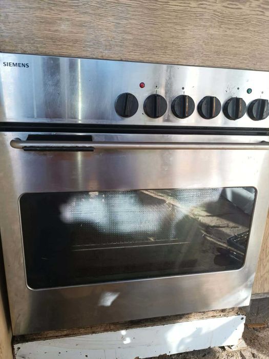 Фурна и котлони за вграждане Simens