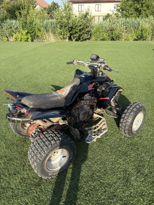 Yamaha Raptor 660