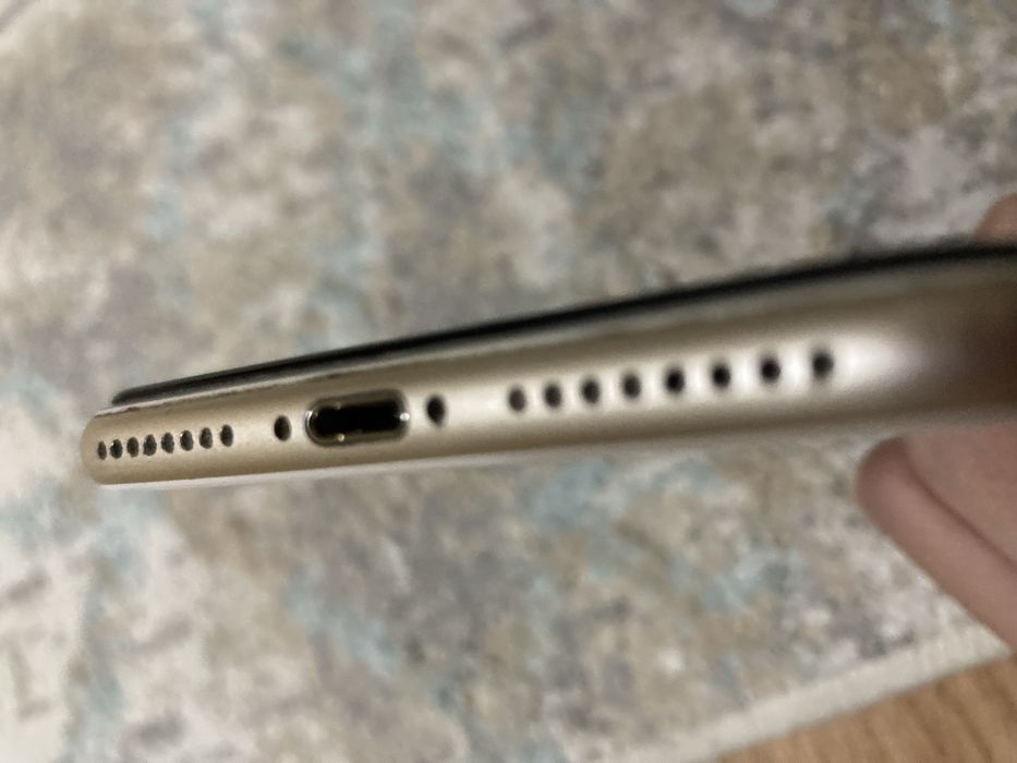 iphone 7 plus в отл состоянии