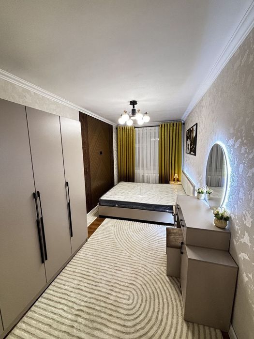 Продаётся М. Новза 2в3 2этаж. Кирпич Б 2*6.