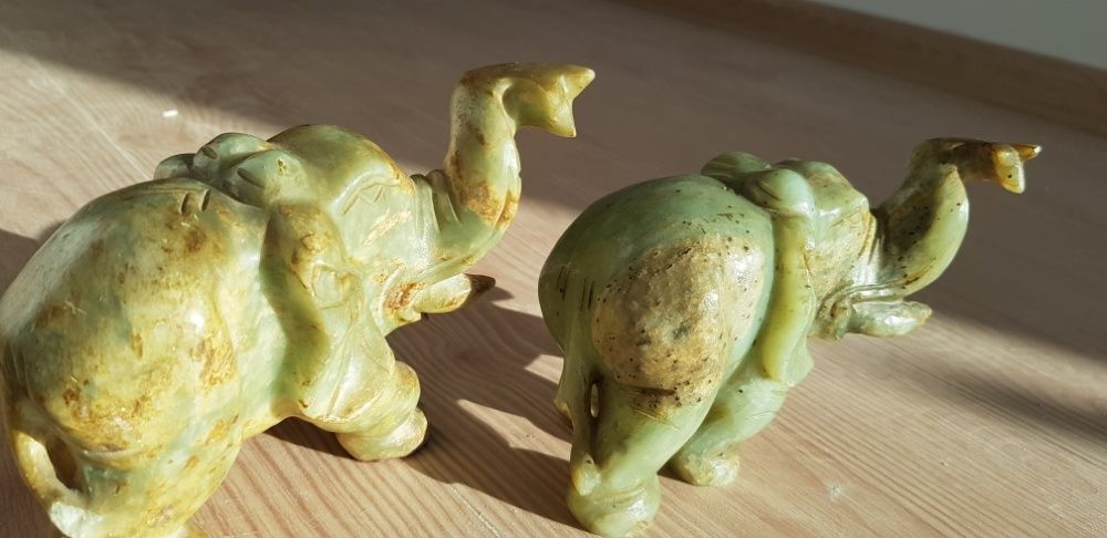 Elefanti Jad verde 1.7 kg! Antichitati, 2 statuete