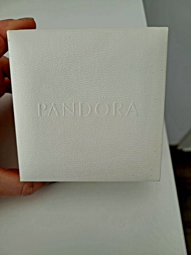 Bratara Pandora din argint cu pandantiv
