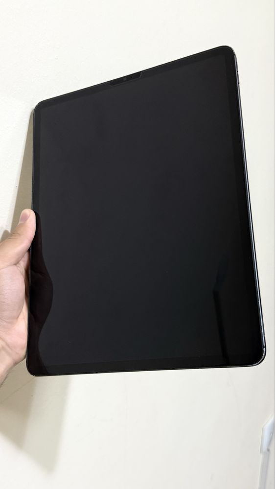 Ipad pro 12.9 sim kartaligi 5g 256gb Face id true tone hammasi ishlidi