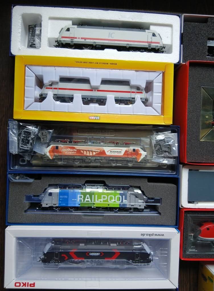 Locomotive electrice diesel scara HO trenulet electric piko roco